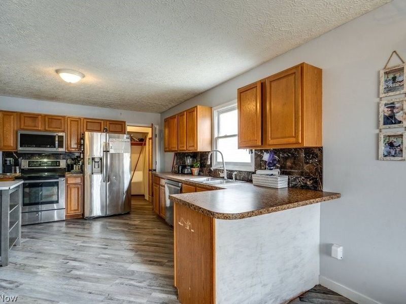 1282 Cordova Avenue , Akron, OH 44320 Photo 6