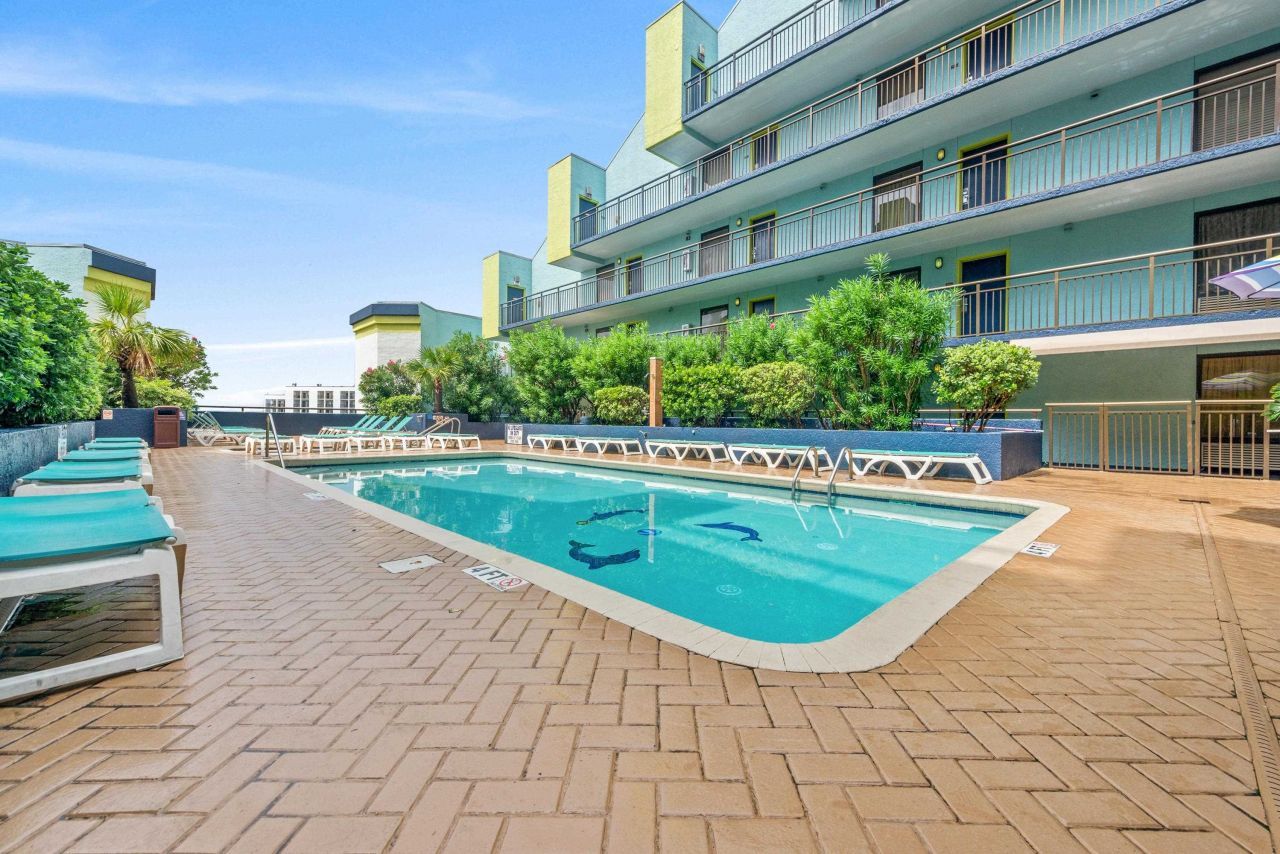 6804 N Ocean Blvd.  Photo 14