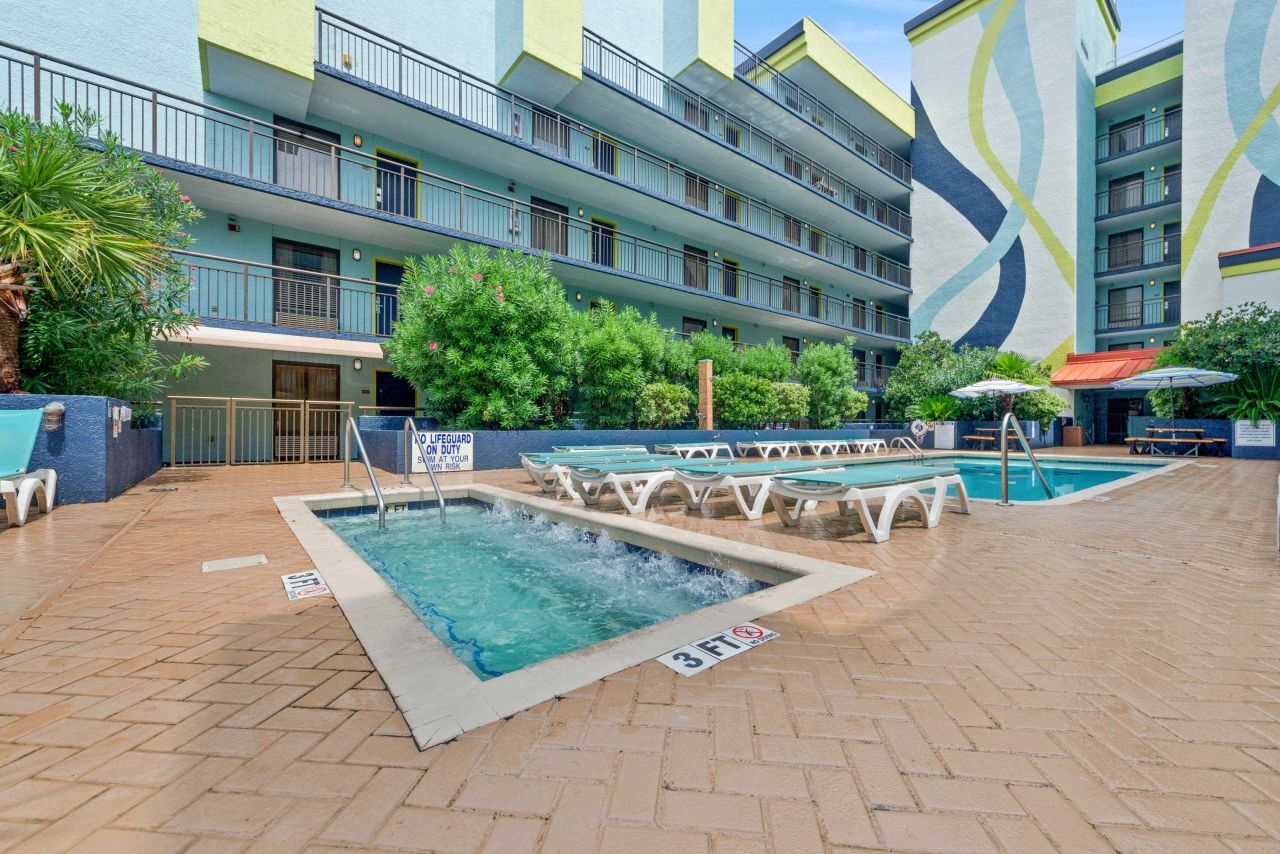 6804 N Ocean Blvd.  Photo 16