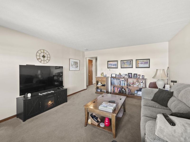 3930 Beulah Road , Columbus, OH 43224 Photo 3