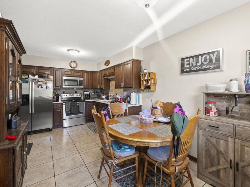 3930 Beulah Road , Columbus, OH 43224 Photo 7