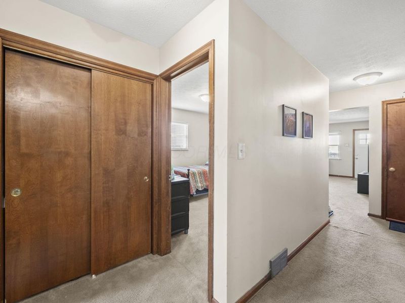 3930 Beulah Road , Columbus, OH 43224 Photo 9