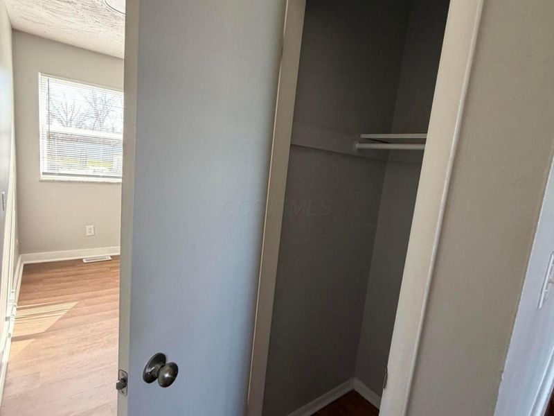 1975 Dunbar Drive , Unit C, Columbus, OH 43224 Photo 17