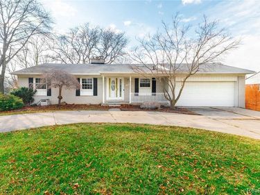 21918 Knudsen Drive, Grosse Ile Twp, MI 48138