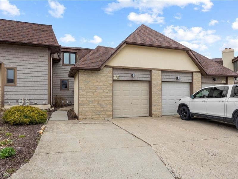 4613 Compass Rose , Unit 10, Vermilion, OH 44089 Photo 1