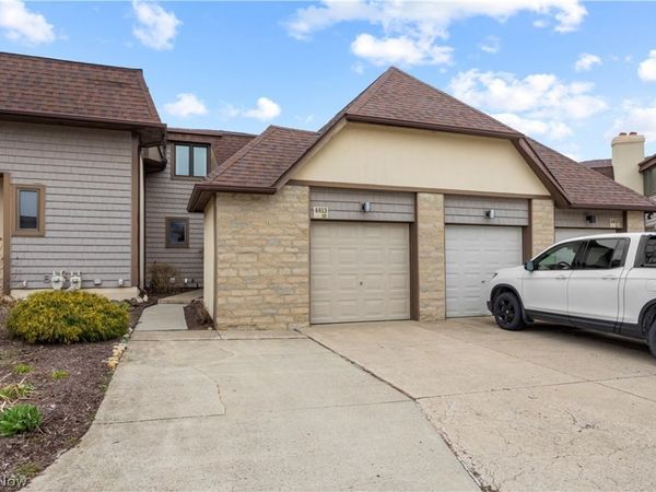 4613 Compass Rose, Unit 10, Vermilion, OH 44089