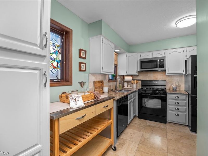 4613 Compass Rose , Unit 10, Vermilion, OH 44089 Photo 10