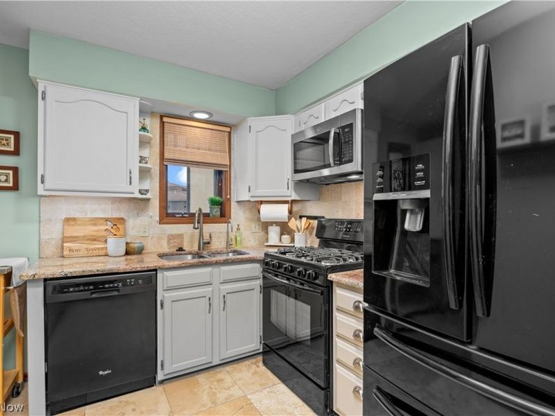 4613 Compass Rose , Unit 10, Vermilion, OH 44089 Photo 11