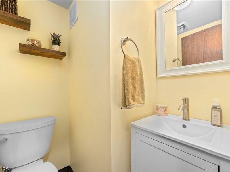 4613 Compass Rose, Unit 10, Vermilion, OH 44089 Photo 19