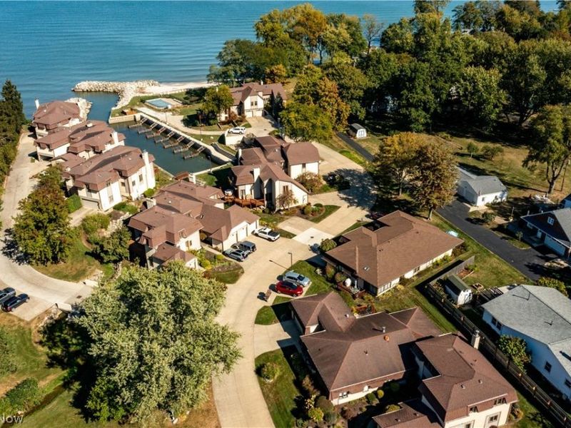 4613 Compass Rose, Unit 10, Vermilion, OH 44089 Photo 42