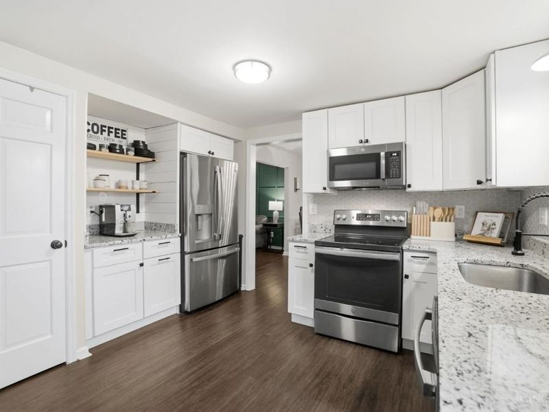 1757 Muskegon Drive, Anderson Twp, OH 45255 Photo 11