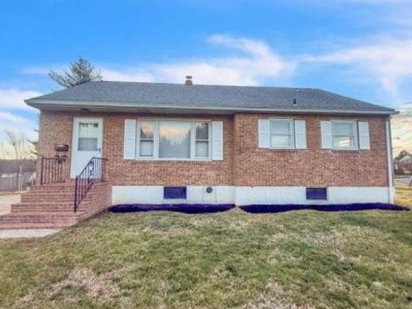 12 GREGG AVENUE, NEWPORT, DE 19804