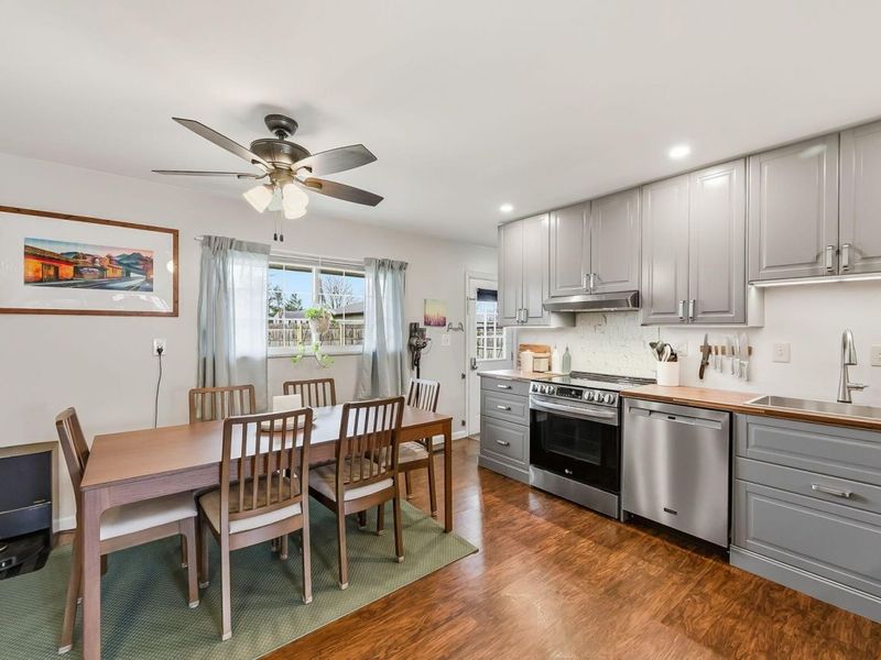 427 Canfield Drive, Columbus, OH 43230 Photo 10