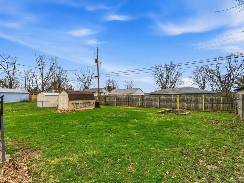 427 Canfield Drive, Columbus, OH 43230 Photo 19