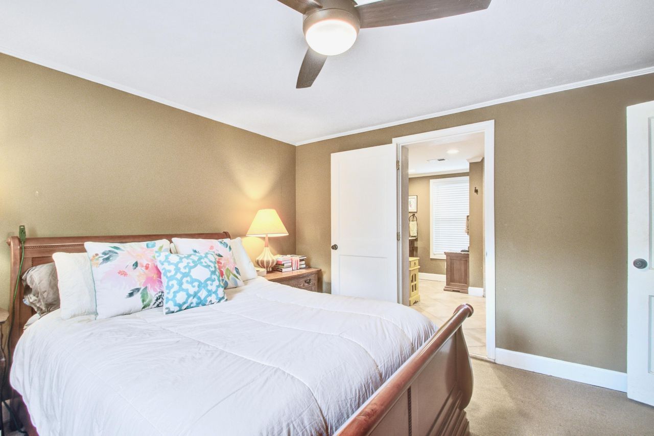 1240 Parkwood Estates Drive Photo 15