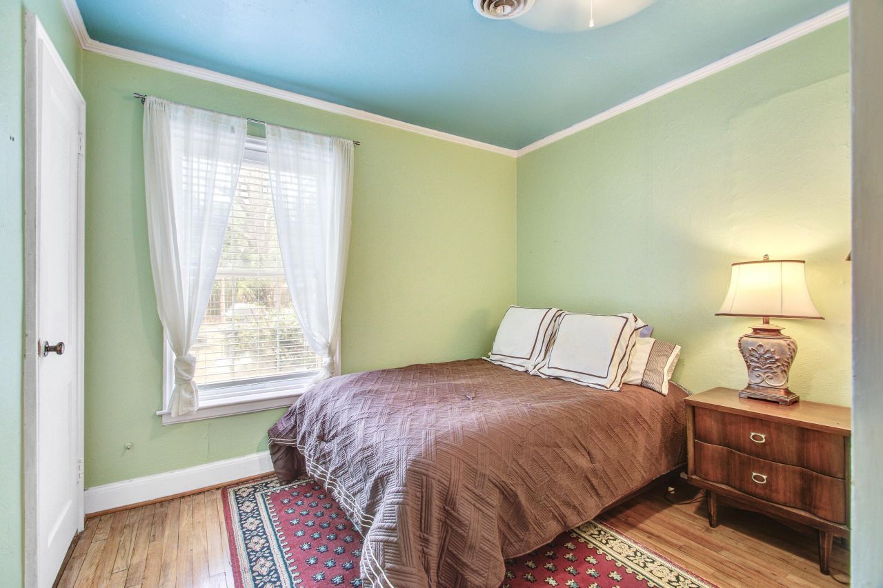 1240 Parkwood Estates Drive Photo 18