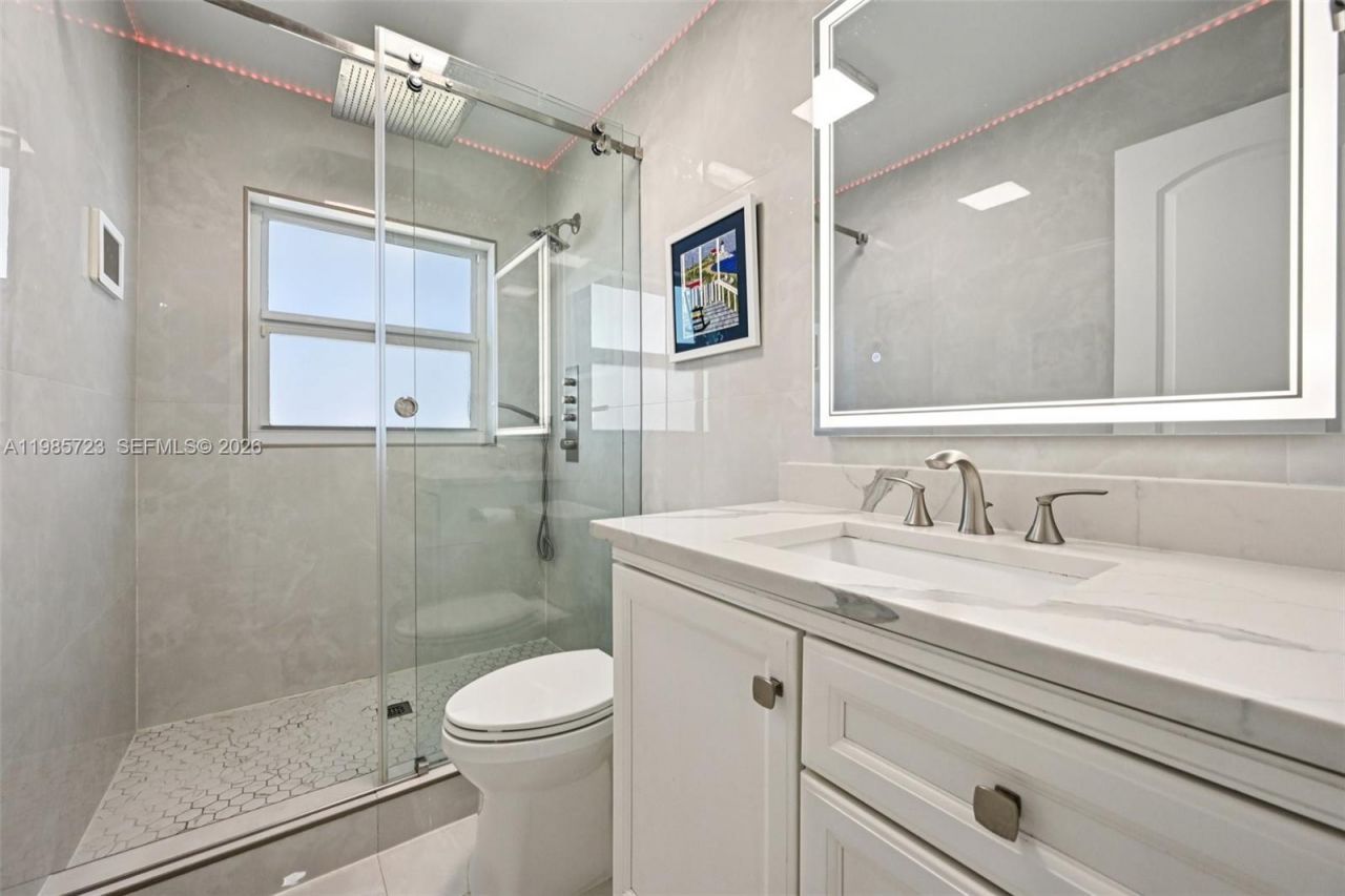 8900 SW 7th St , Boca Raton, FL 33433 Photo