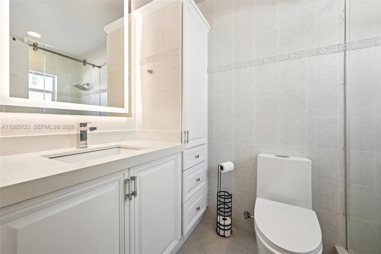 8900 SW 7th St , Boca Raton, FL 33433 Photo