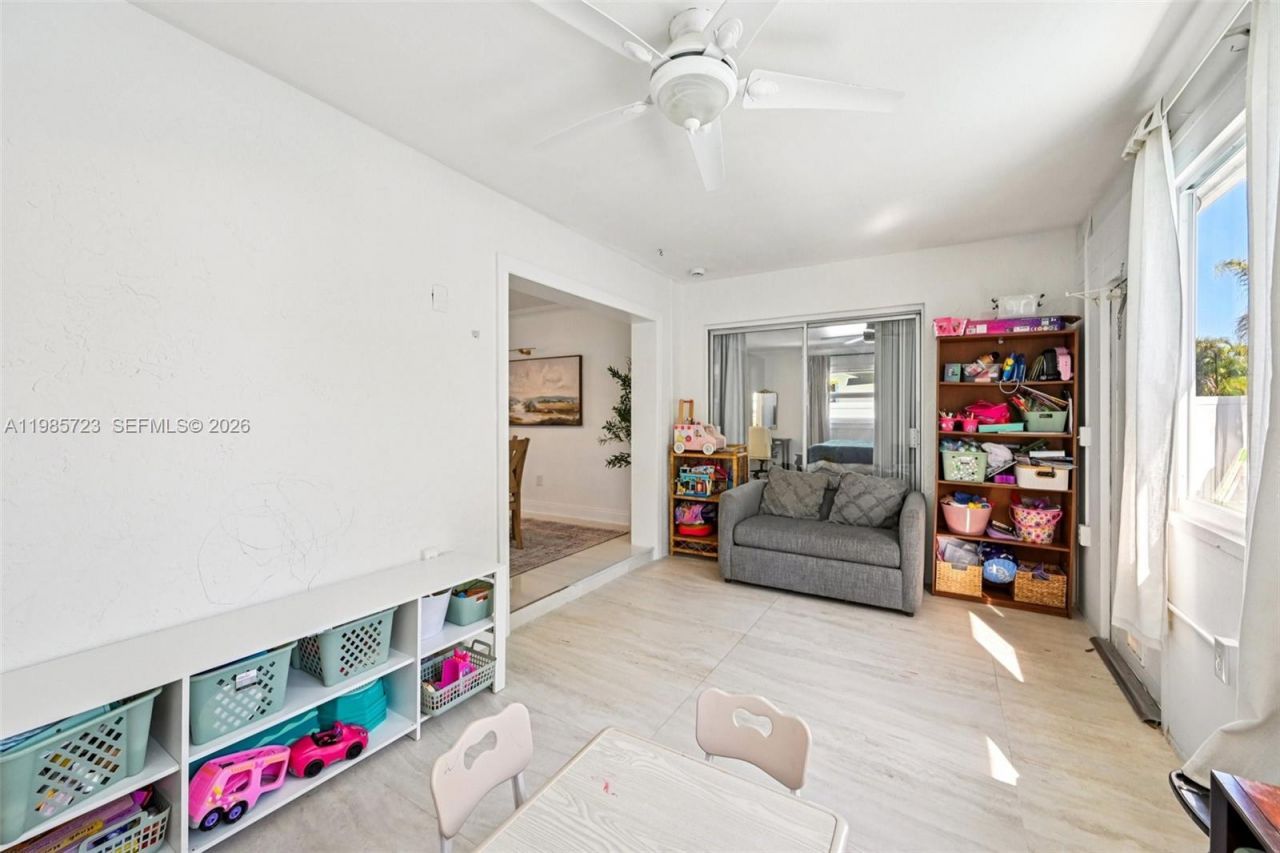 8900 SW 7th St , Boca Raton, FL 33433 Photo