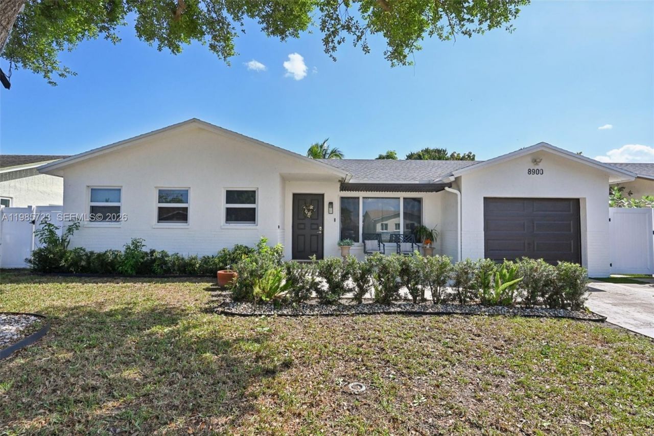 8900 SW 7th St , Boca Raton, FL 33433 Photo