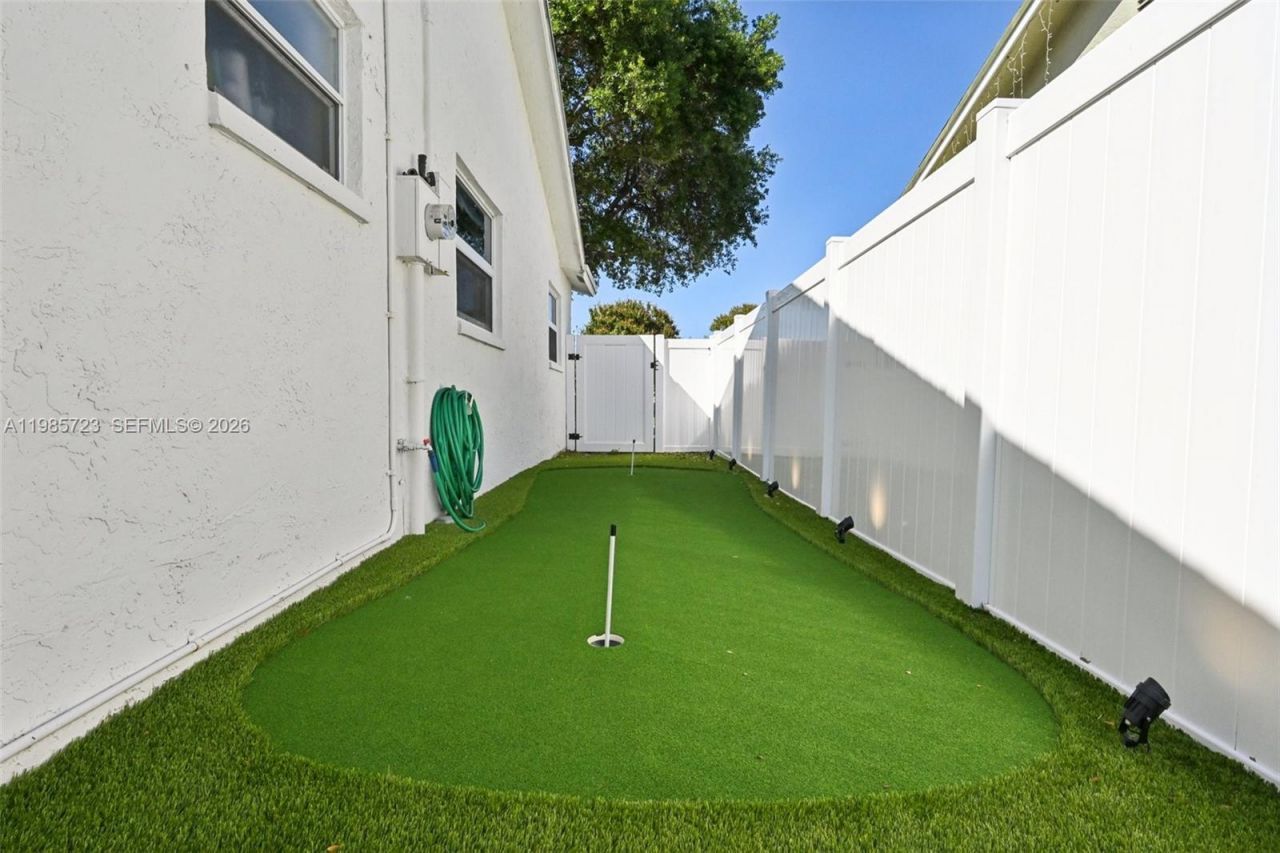 8900 SW 7th St , Boca Raton, FL 33433 Photo