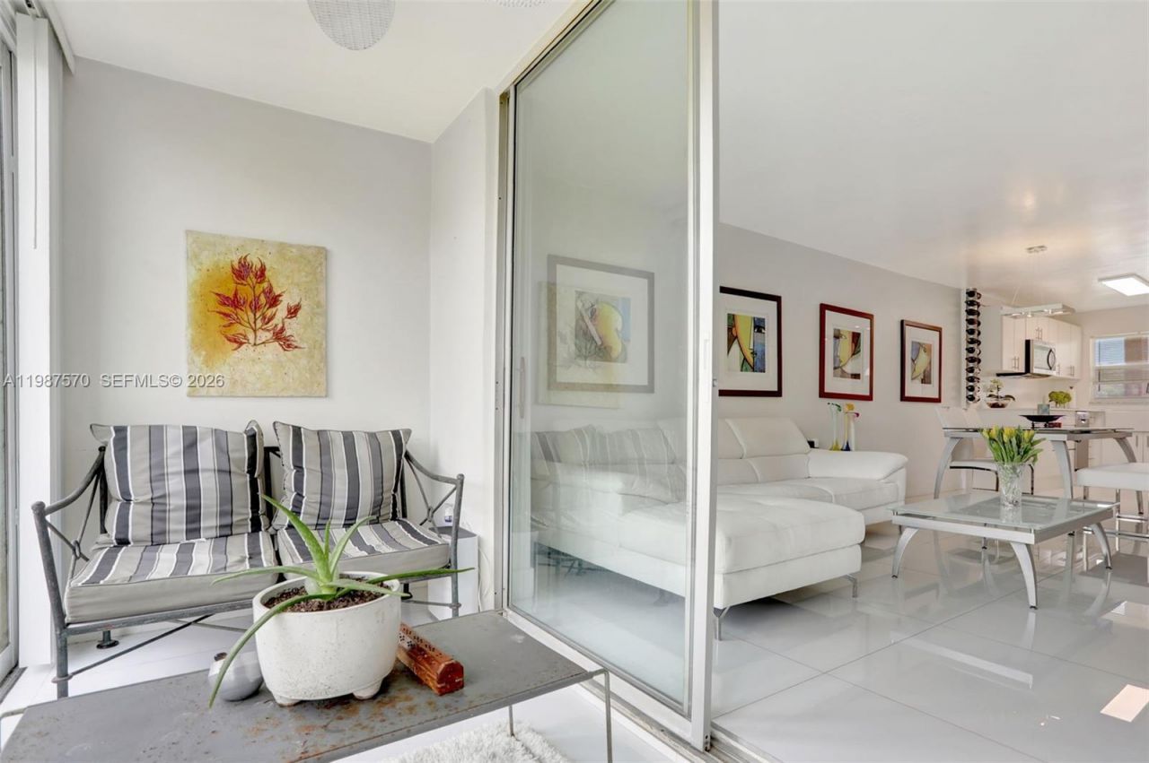 2931 E Sunrise Lakes Drive , Unit 109, Sunrise, FL 33322 Photo