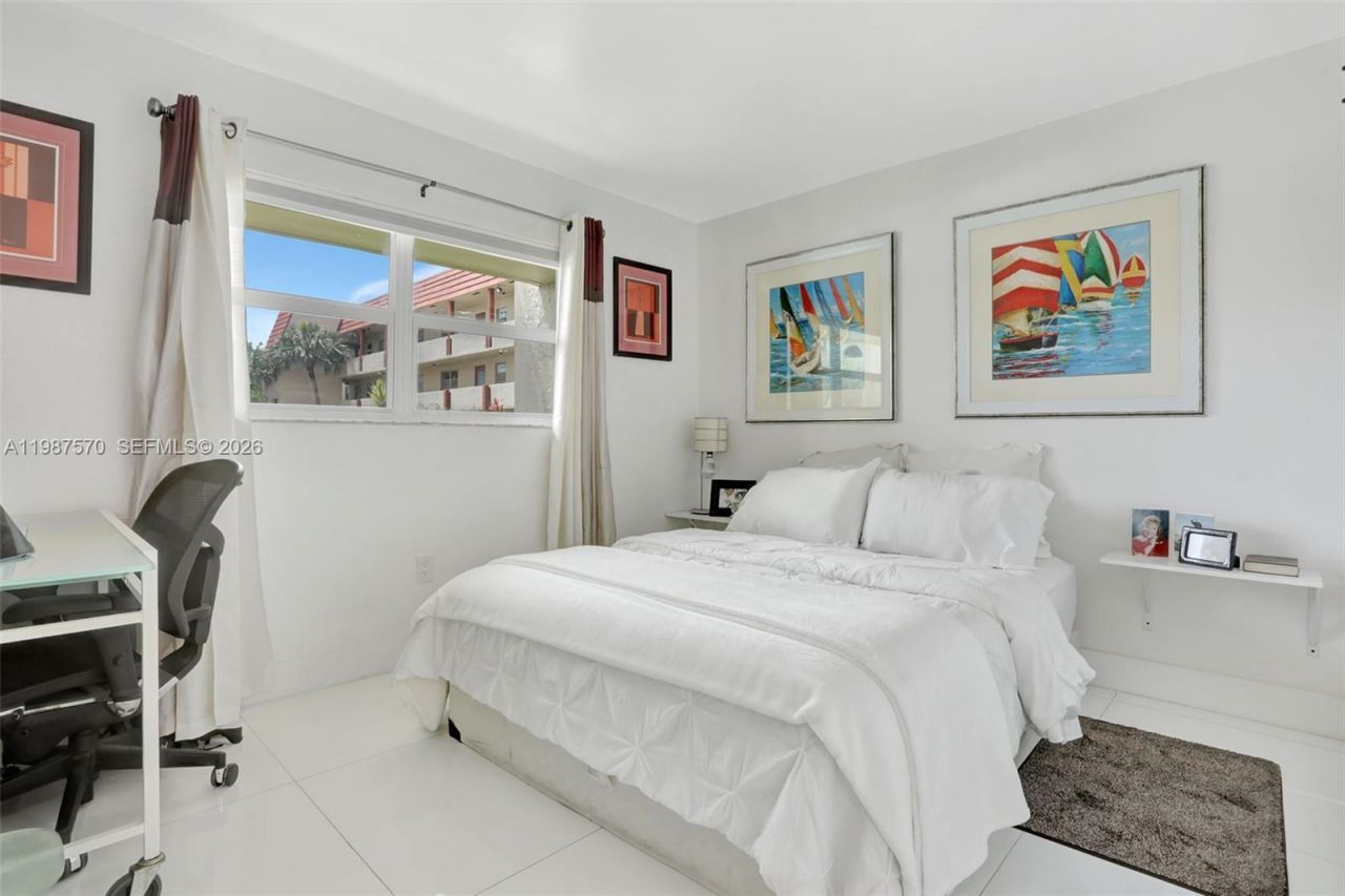 2931 E Sunrise Lakes Drive , Unit 109, Sunrise, FL 33322 Photo