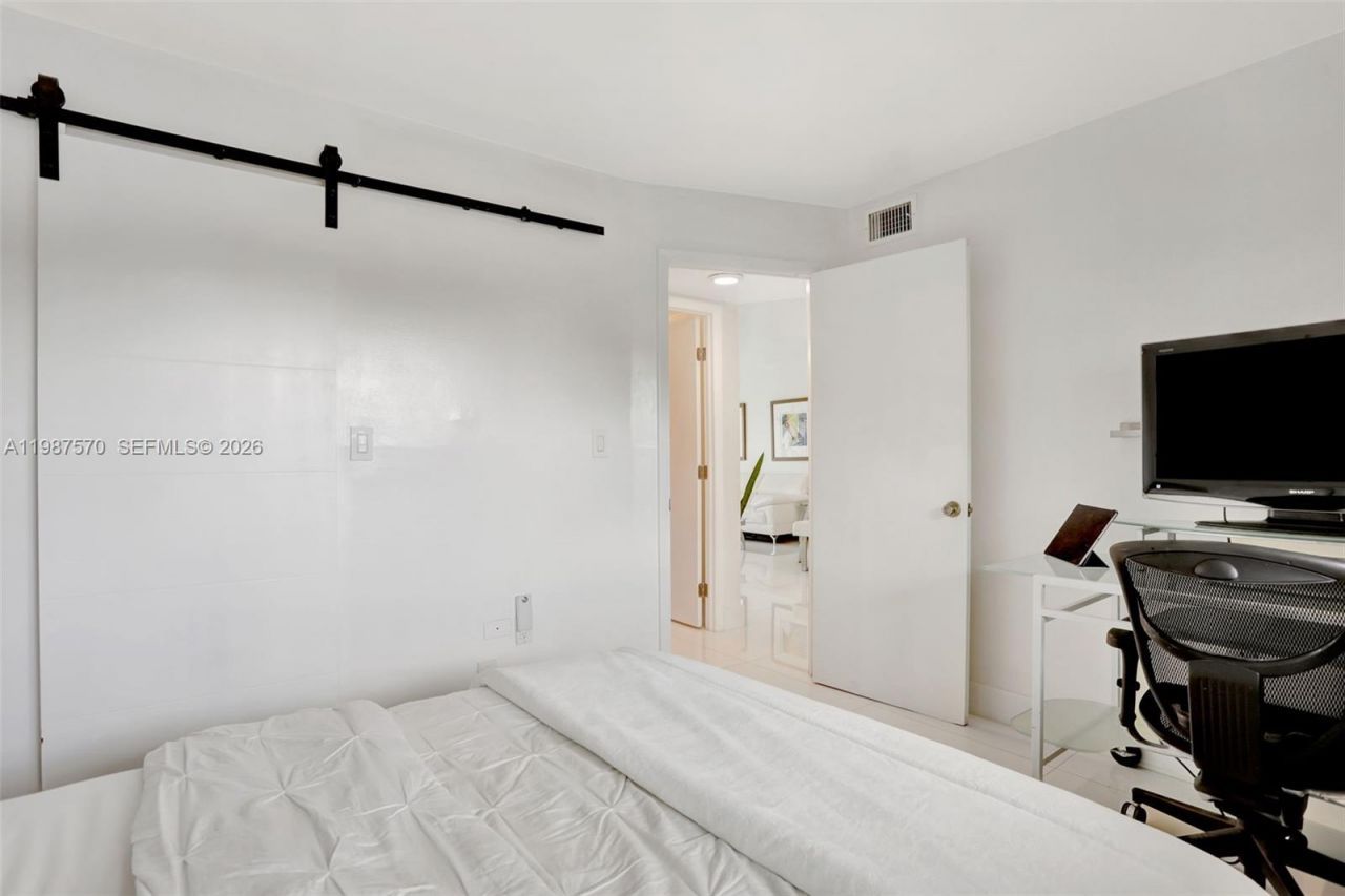 2931 E Sunrise Lakes Drive , Unit 109, Sunrise, FL 33322 Photo