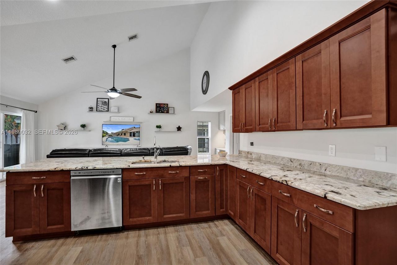 5832 SW 88th Ter, Cooper City, FL 33328 Photo