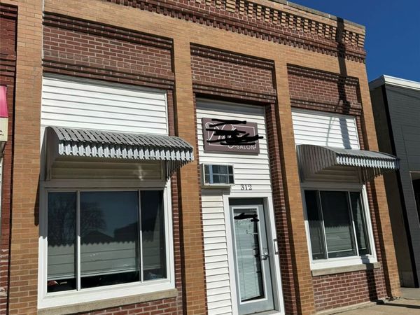 312 W Wood Street, Urbana, IA 52345