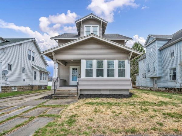 39 25th Street NW, Barberton, OH 44203