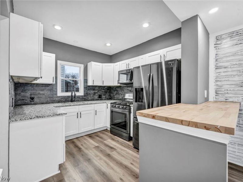 39 25th Street NW, Barberton, OH 44203 Photo 15