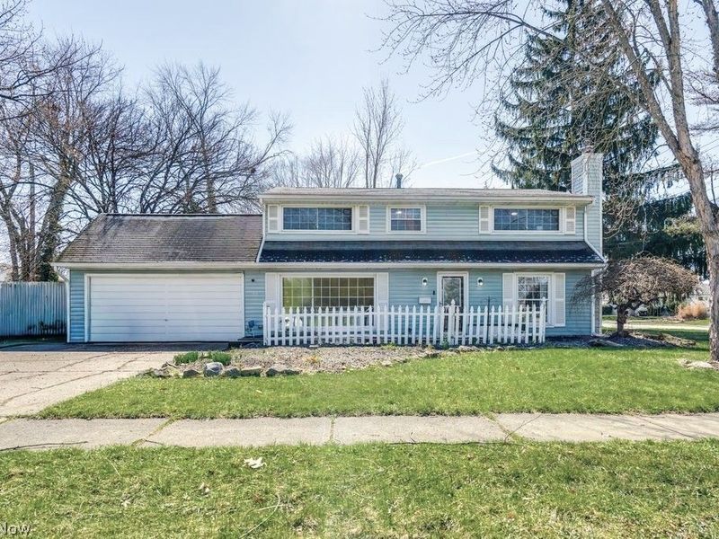 22 Van Doren Drive, Cuyahoga Falls, OH 44221 Photo 2