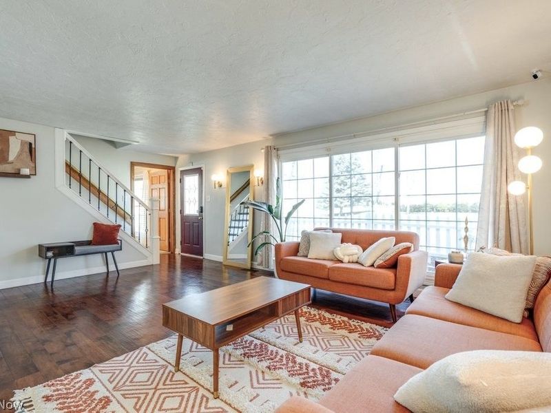 22 Van Doren Drive, Cuyahoga Falls, OH 44221 Photo 5