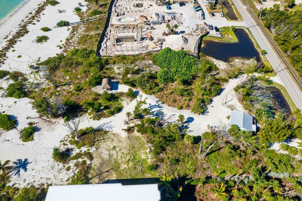 2605 W Gulf Drive, Sanibel, FL 00000 Photo
