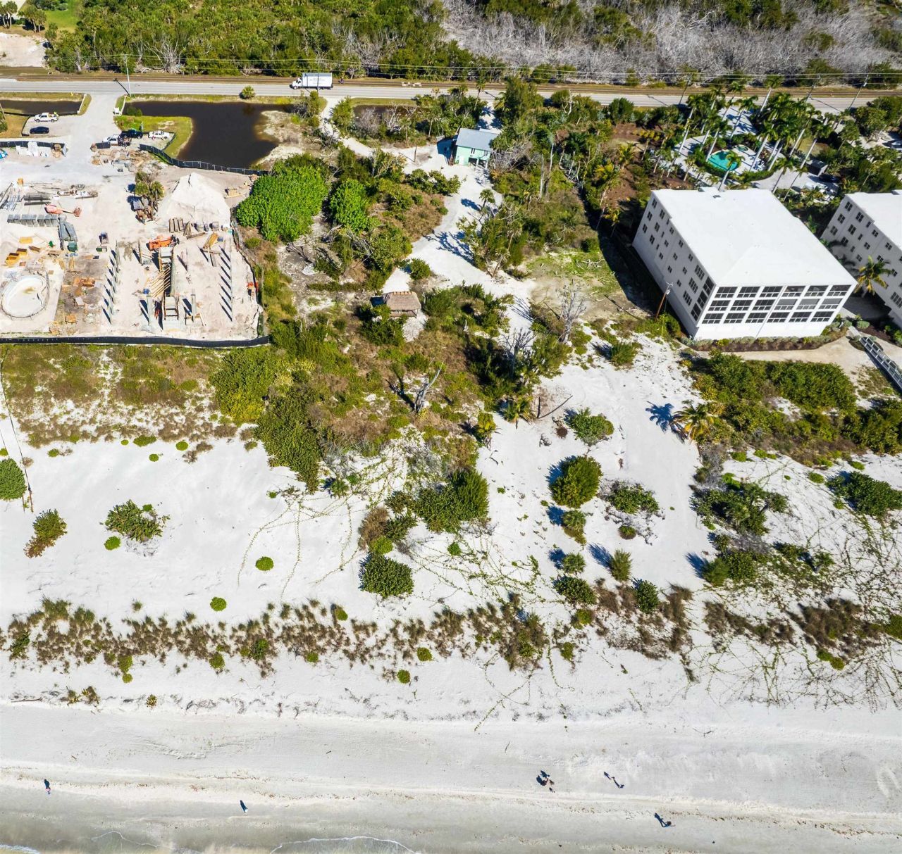 2605 W Gulf Drive, Sanibel, FL 00000 Photo