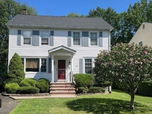 15 House Rd, Morris, NJ 07960