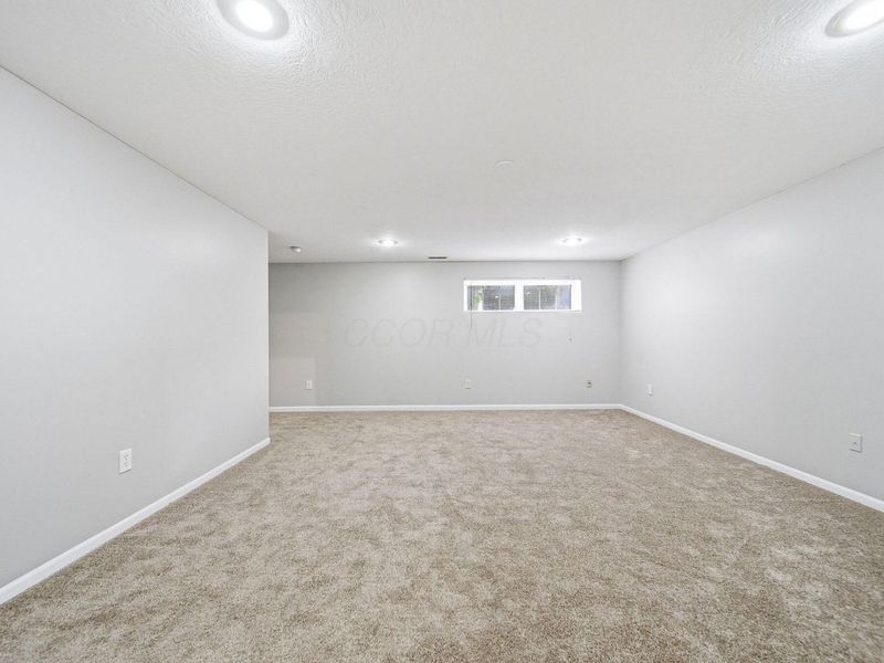 1151 Kinneton, Columbus, OH 43228 Photo 36