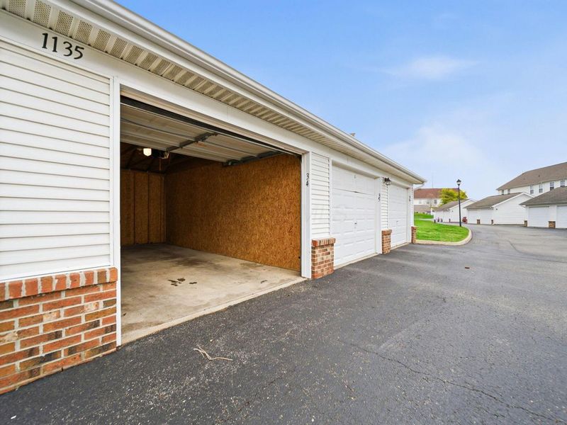 1151 Kinneton, Columbus, OH 43228 Photo 46