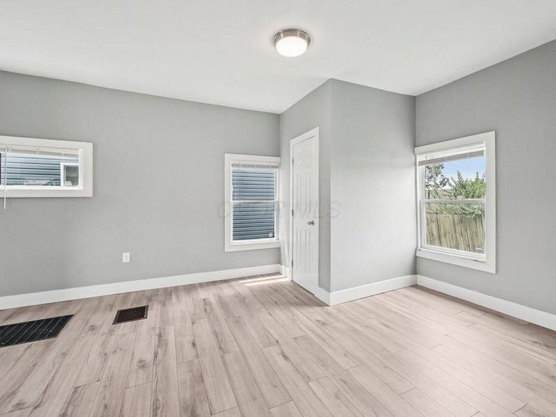 1025 HOWARD ST , Columbus, OH 43201 Photo 18