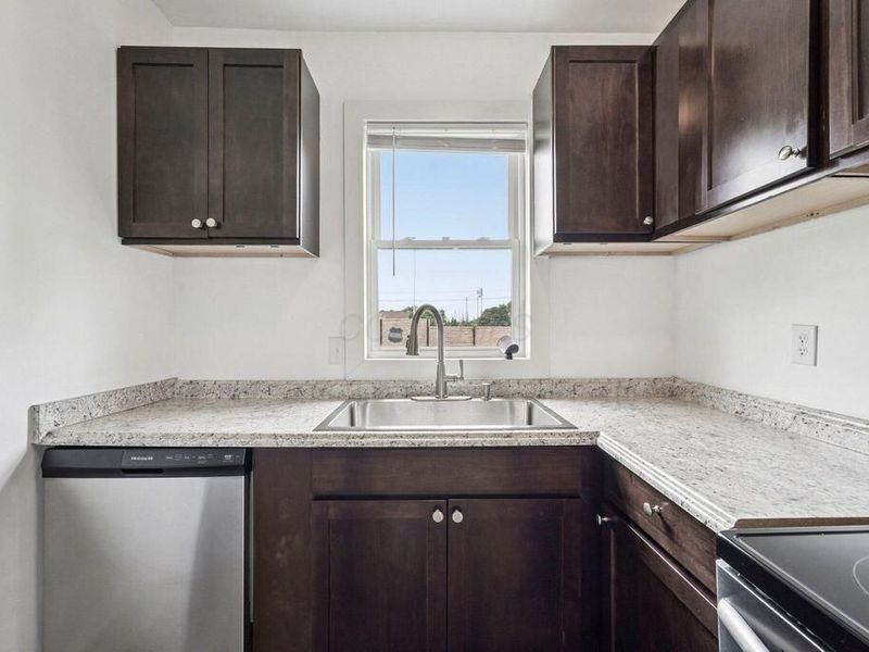 1025 HOWARD ST , Columbus, OH 43201 Photo 24