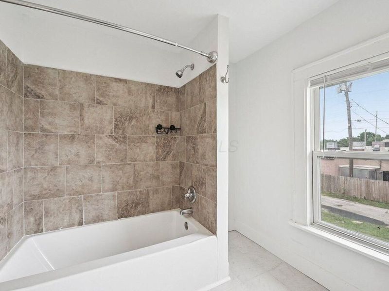 1025 HOWARD ST , Columbus, OH 43201 Photo 30