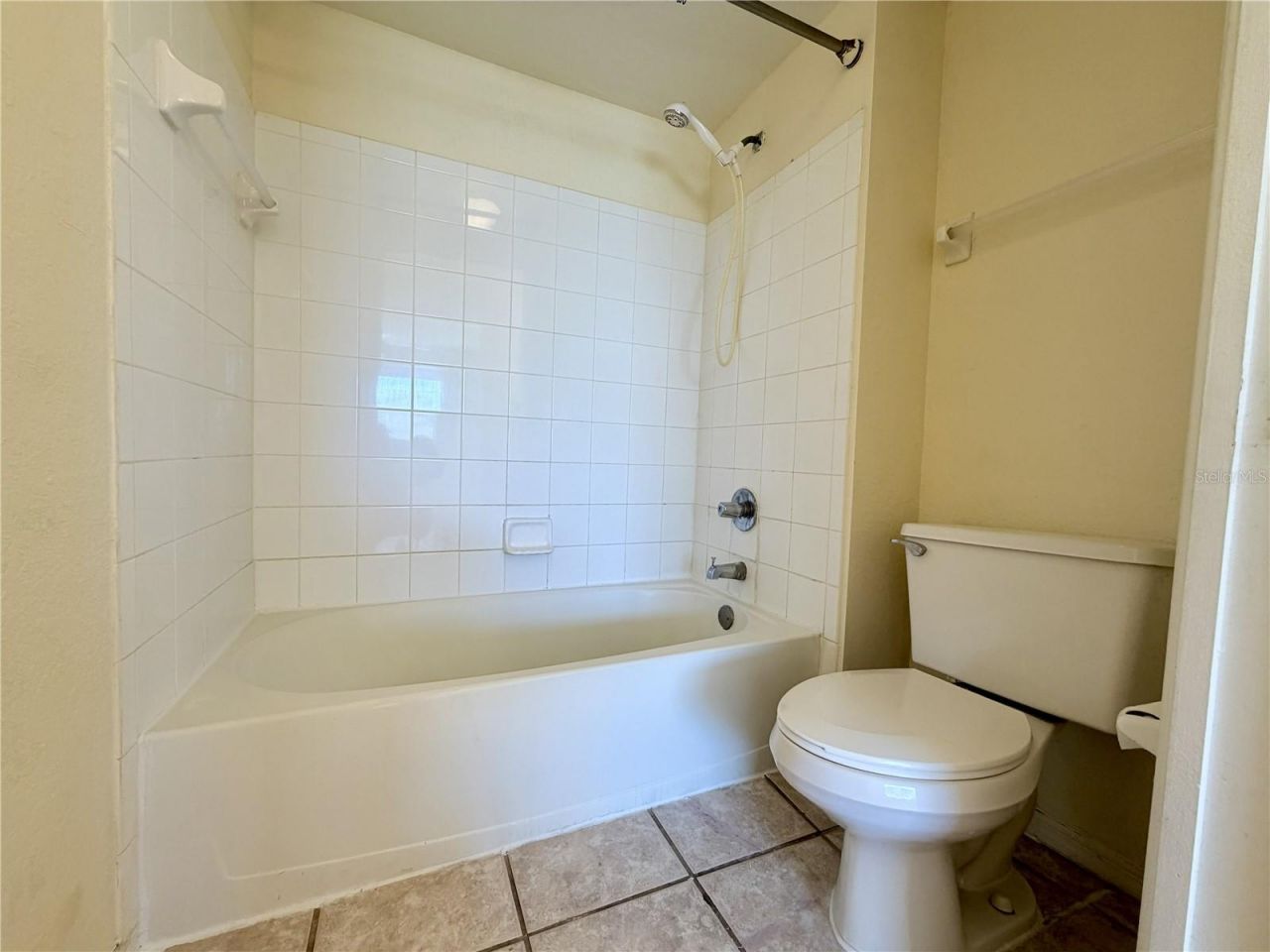 13839 Fairway Island Drive, Unit 1124, Orlando, FL 32837 Photo