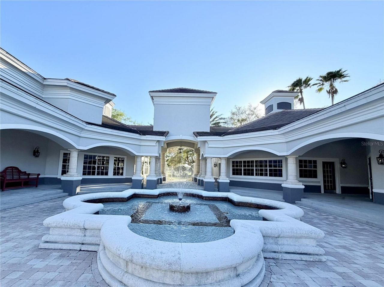 13839 Fairway Island Drive, Unit 1124, Orlando, FL 32837 Photo