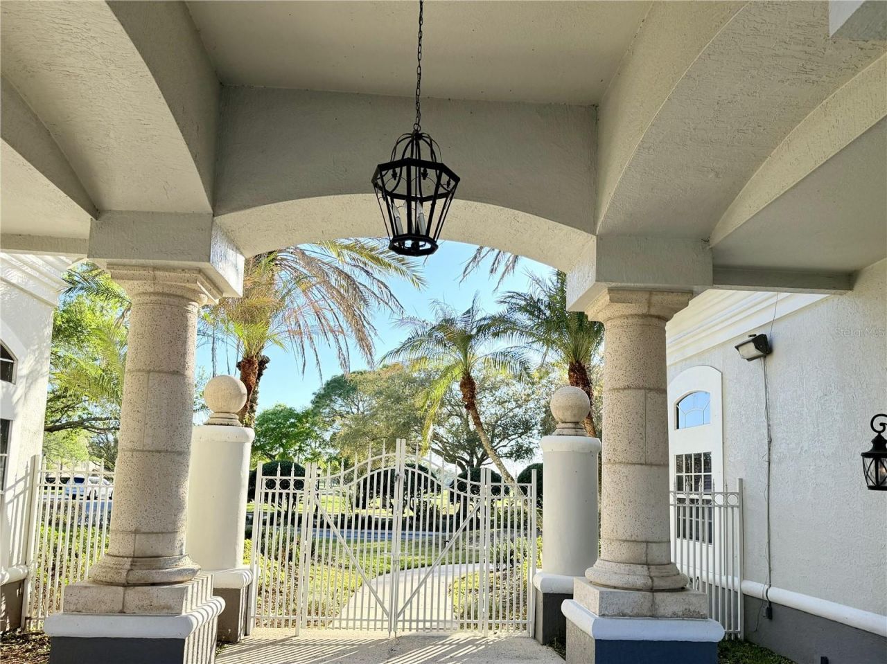 13839 Fairway Island Drive, Unit 1124, Orlando, FL 32837 Photo