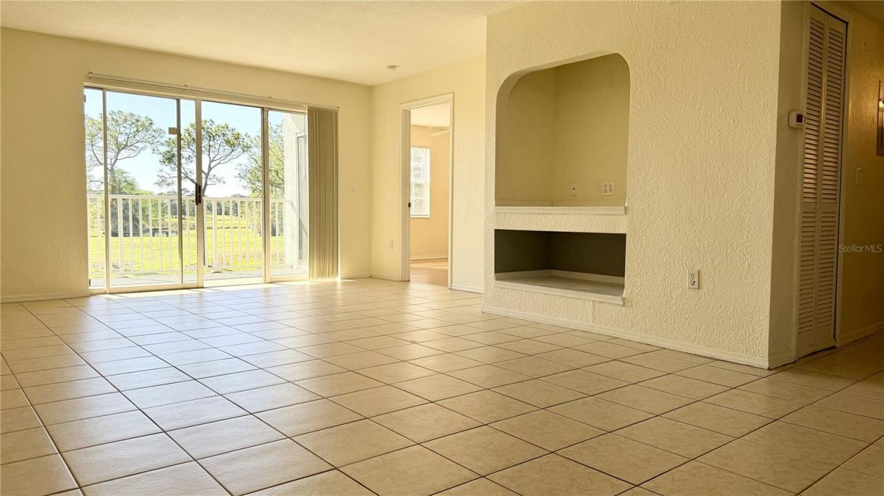 13839 Fairway Island Drive, Unit 1124, Orlando, FL 32837 Photo