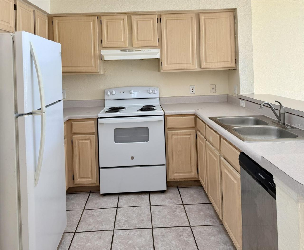 13839 Fairway Island Drive, Unit 1124, Orlando, FL 32837 Photo