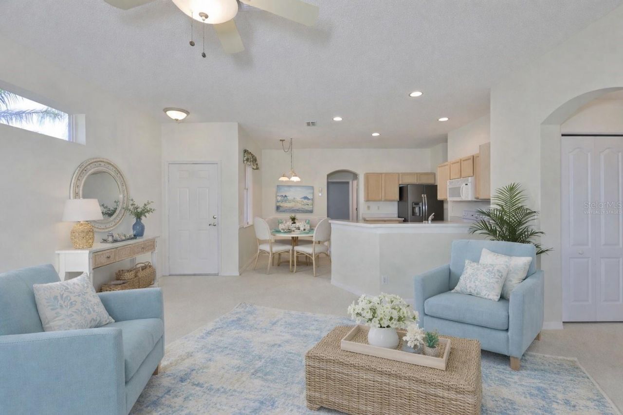 2023 Acadia Greens Drive, Unit 32, Sun City Center, FL 33573 Photo