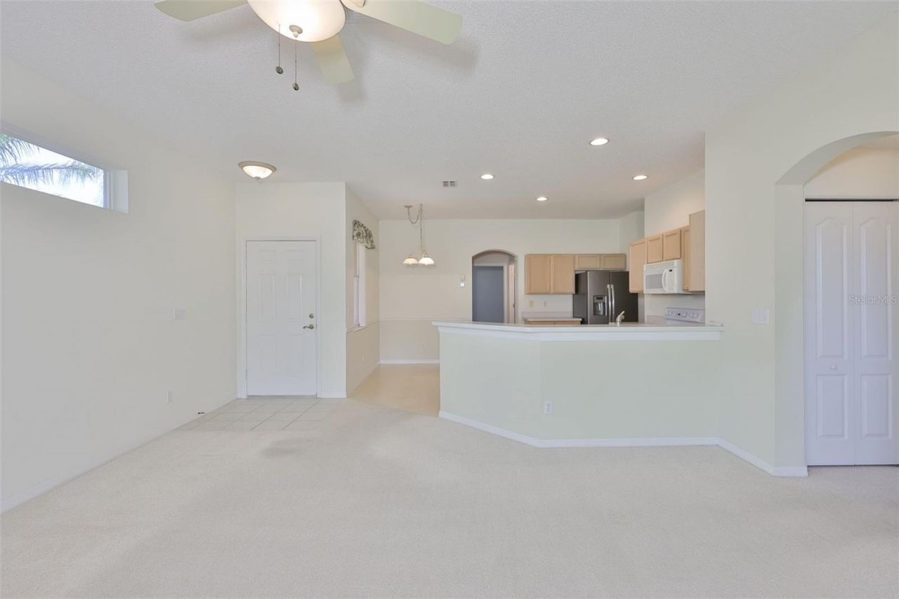 2023 Acadia Greens Drive, Unit 32, Sun City Center, FL 33573 Photo