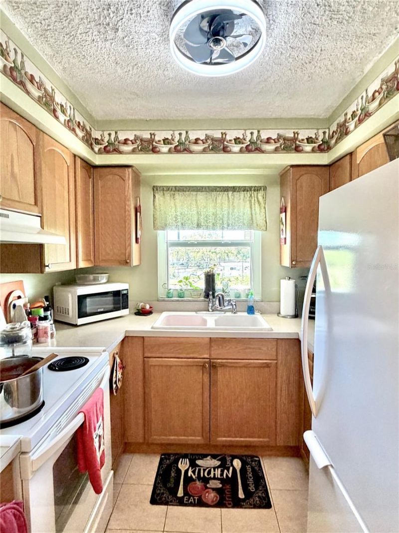 4000 3rd Street N, Unit 302, Saint Petersburg, FL 33703 Photo